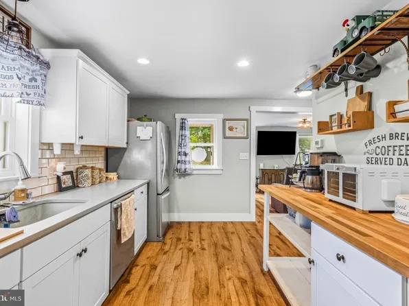 1916 Carrolls Tract Rd, Orrtanna, PA 17353