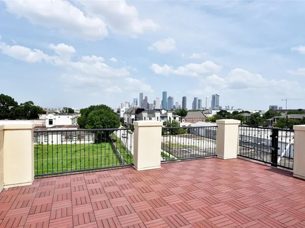 1100 Lakin St, Houston, TX 77007