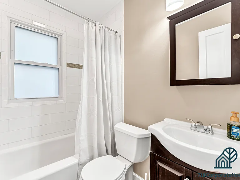 1560 Delaware Ave #2 — Photo 8