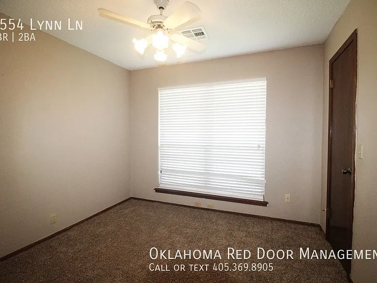 2554 Lynn Ln — Photo 11