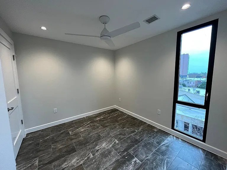 Duke Grace Apartments — Photo 10