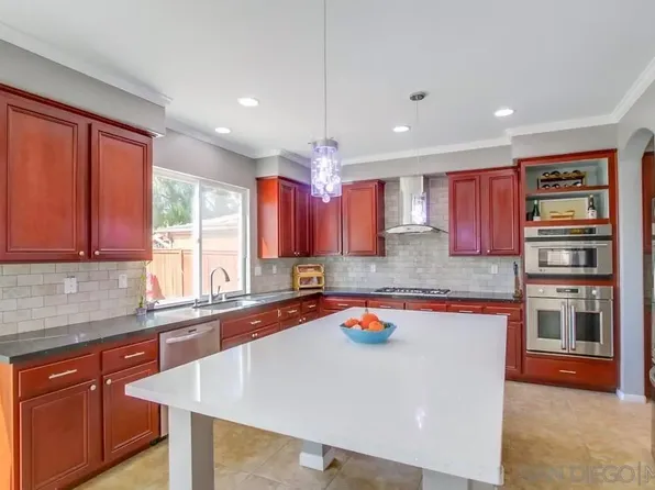 2708 Valleycreek Cir, Chula Vista, CA 91914