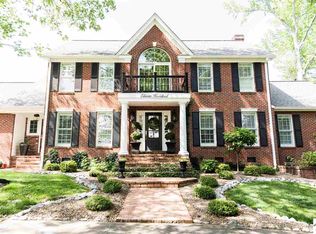 1100 Riverwood Rd, Murray, KY 42071