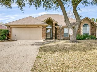 5406 Flowerwood Ct, Arlington, TX 76017