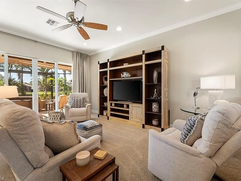 6670 Marbella Ln — Photo 5