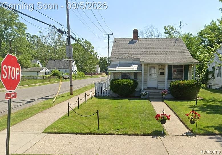 1st image of 20320 Dresden St