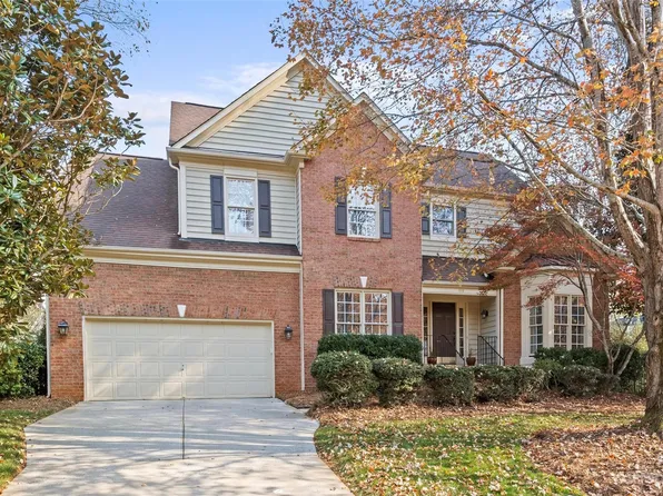 2813 Peverell Ln, Charlotte, NC 28270