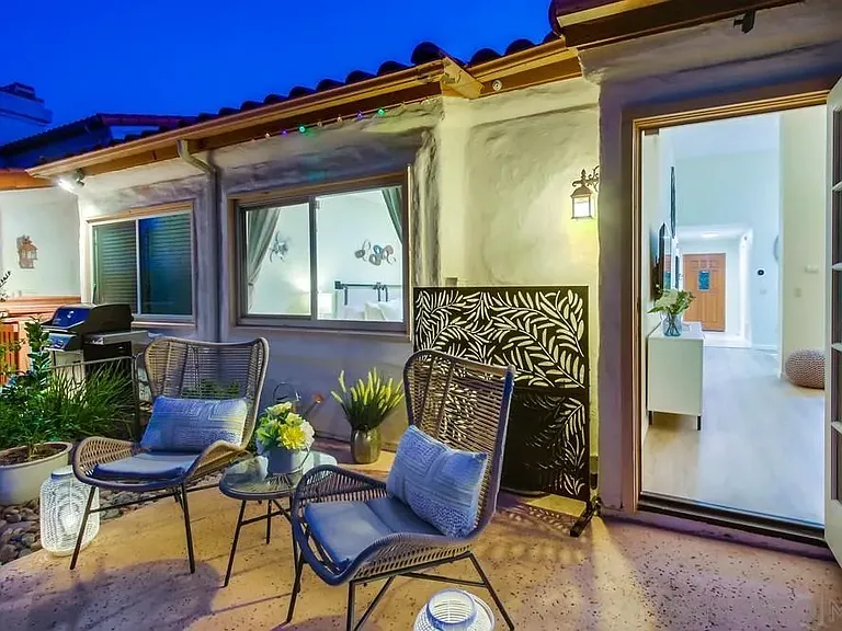 12242 Paseo Lucido #12242C — Photo 1