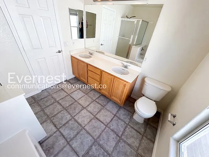 11221 Salentino Ave — Photo 7