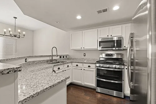 6800 Vista Del Norte Rd NE Photo 1