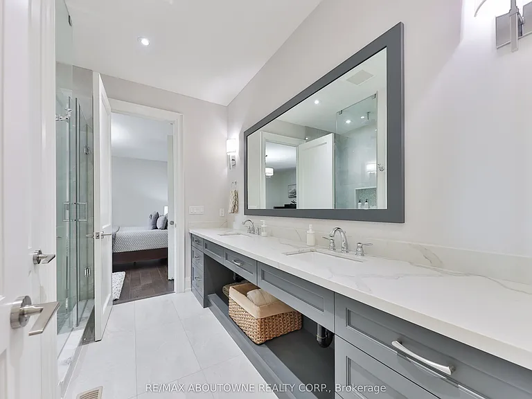 408 Saville Cres — Photo 33