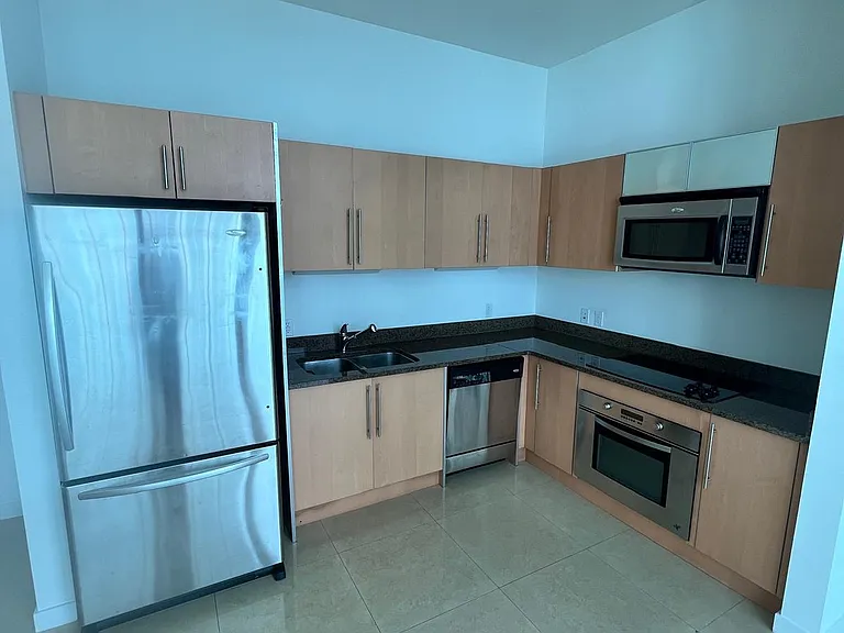300 S Biscayne Blvd #4003 — Photo 20