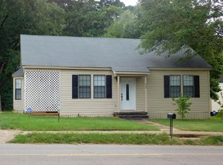 2835 N Church Ave, Louisville, MS 39339