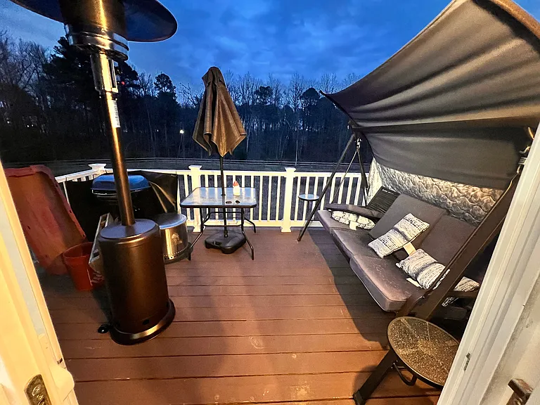2067 Hinshaw Dr — Photo 10