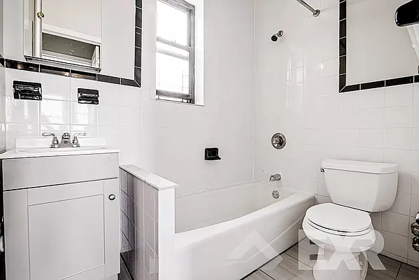 Rented by EXR | media 6