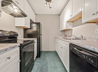 1 Russell St APT 11, Middletown, CT 06457