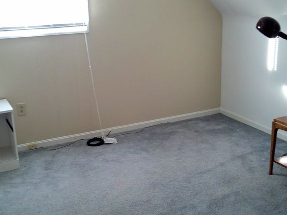 5th image of 2140 Wichert Dr
