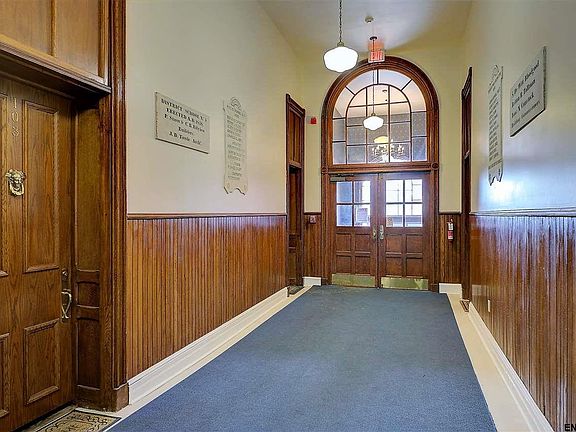 5th image of 206 N Pearl St APT 103