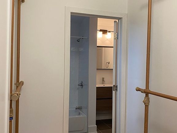 4th image of 315 N 41st St #2F
