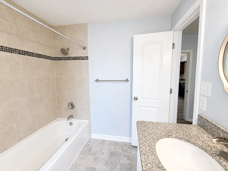 3401 Brighton St — Photo 12