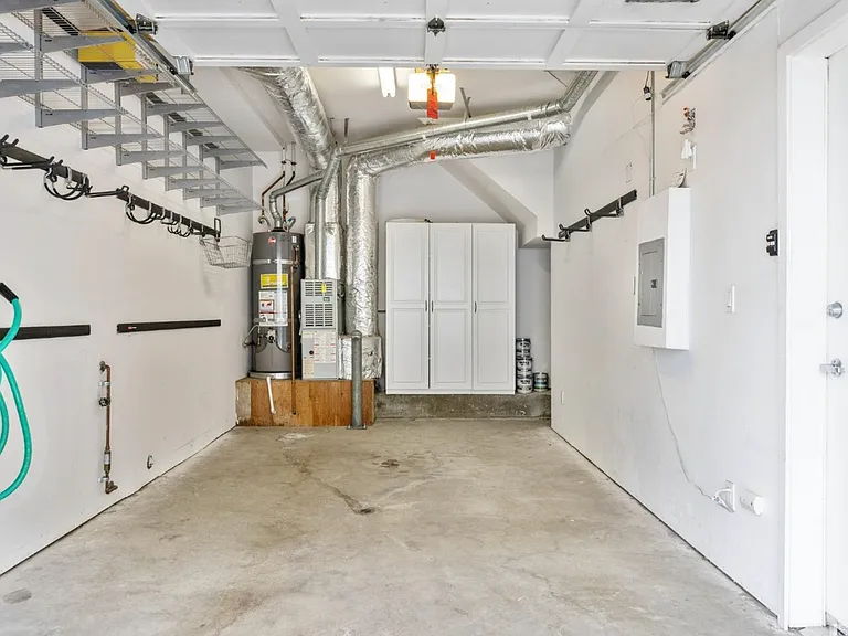 303 Langton St #2 — Photo 29