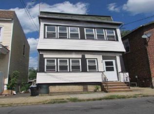 38 Valley St, Vauxhall, NJ 07088