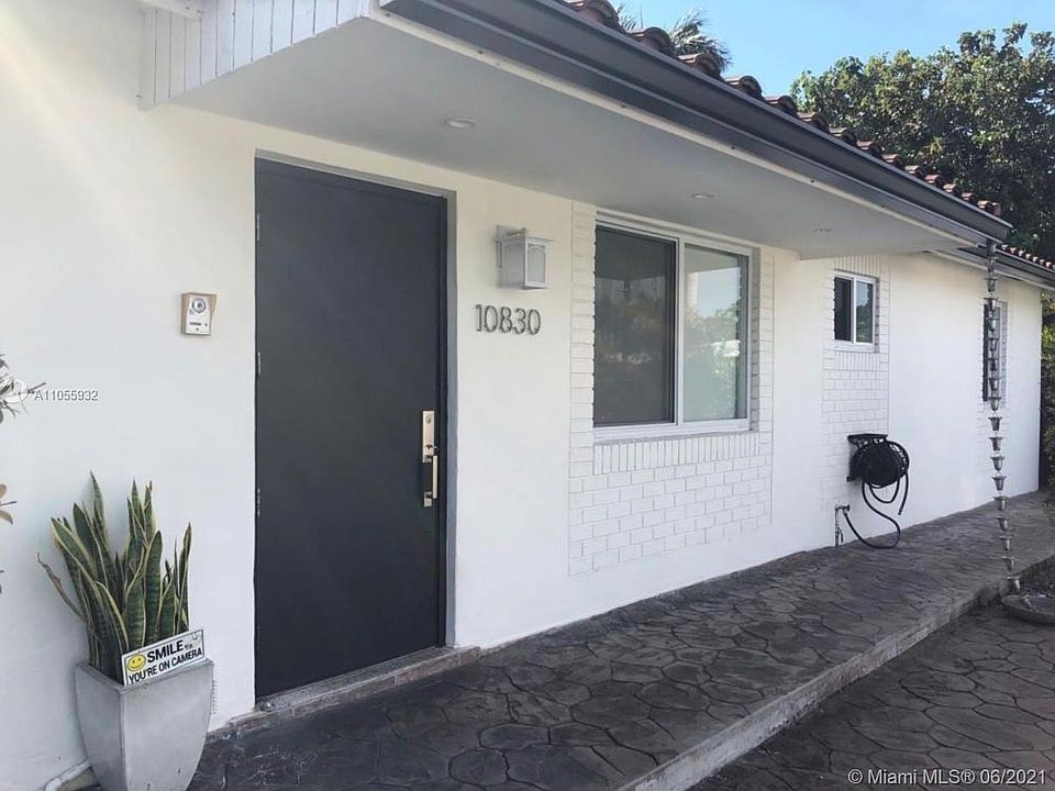 Beautiful remodeled 5 bedroom 2 baths home. Freshly painted. Circular driveway with gates with remote control on both sides.