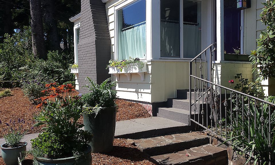 2nd image of 1841 NE 7th Dr