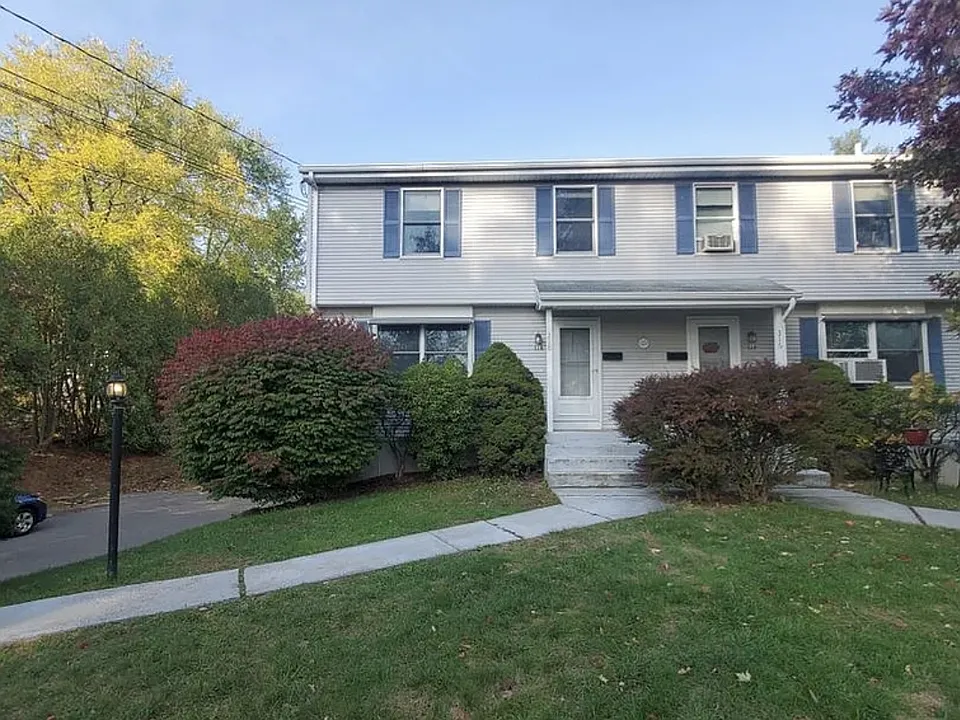 318 High Rd