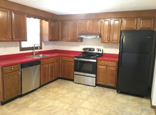 4 Kathleen Dr, Woburn, MA 01801