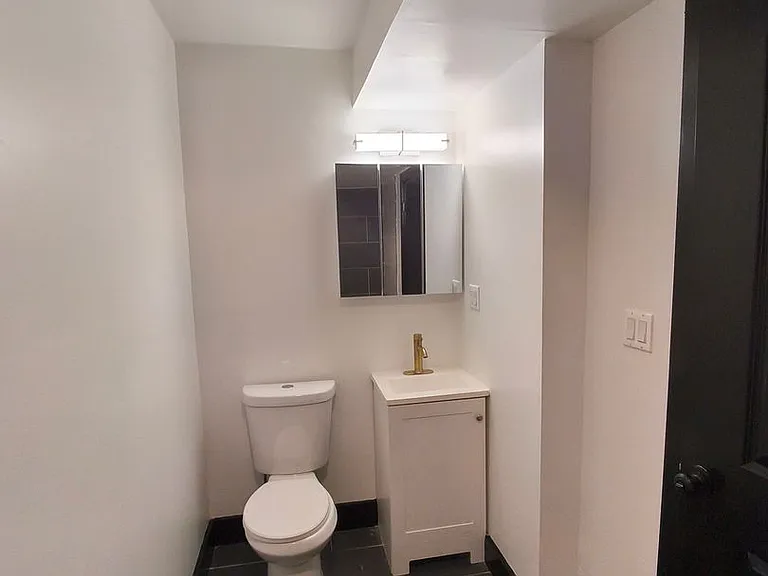 11 Thomas St — Photo 3