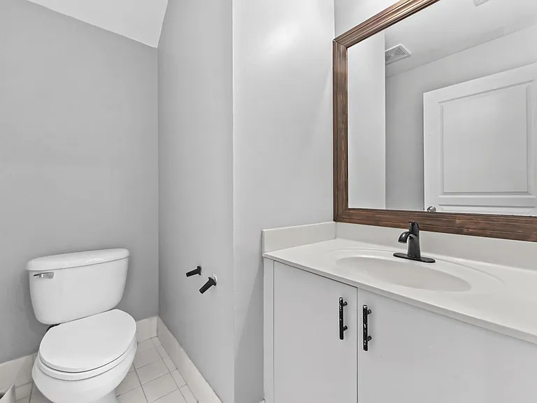 5049 Starblaze Dr — Photo 8