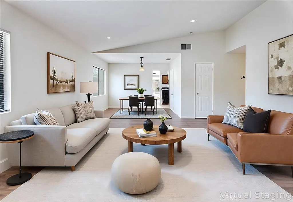 3 bed, 1688 sqft, $4,900 — Photo 2