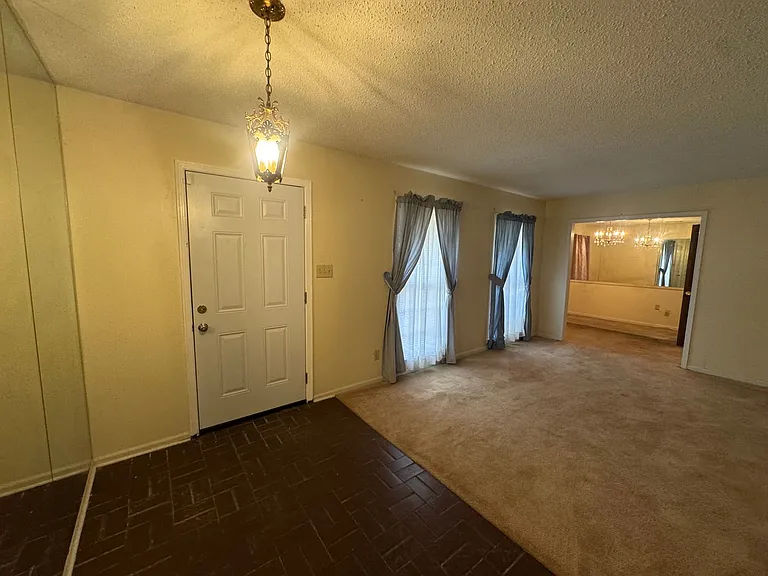 3324 Cross Creek Dr — Photo 10