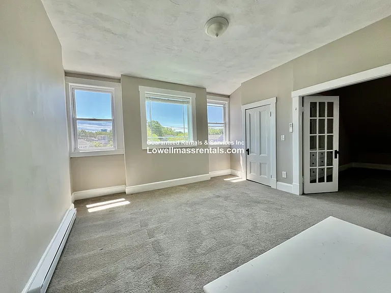8 Middlesex St #5 — Photo 10