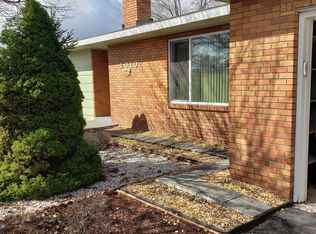 2010 Carlson Dr, Klamath Falls, OR 97603