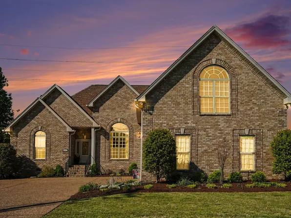 122 Tamaras Way, Hendersonville, TN 37075