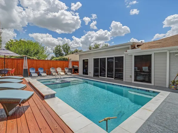 1818 Locksford St, Houston, TX 77008
