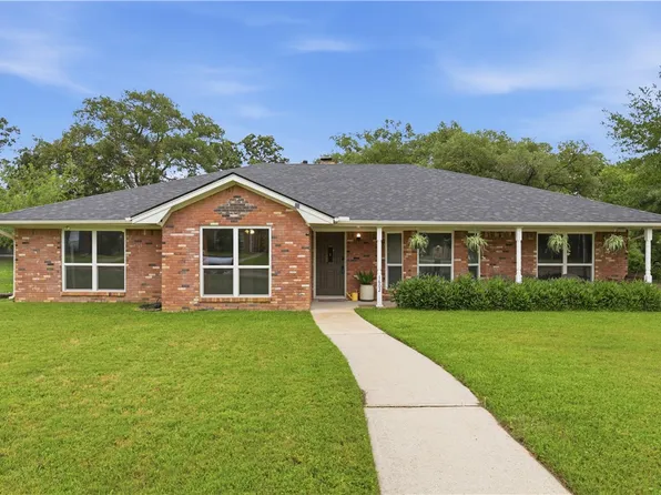 1602 Dominik Dr, College Station, TX 77840