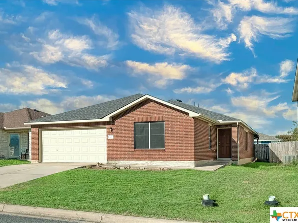 220 Shale Dr, Jarrell, TX 76537