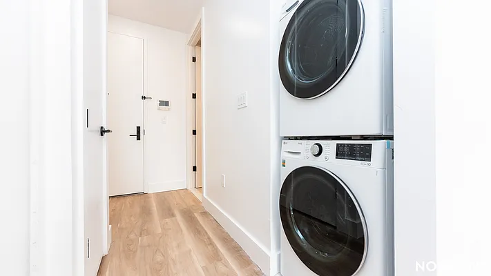 Rented by Nooklyn NYC LLC | media 11