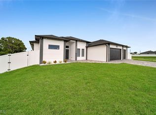 1321 NW 1st Ave, Cape Coral, FL 33993