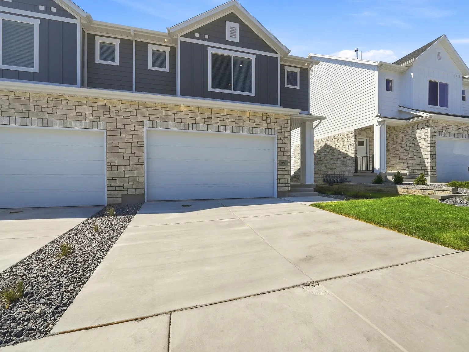 4 bed, 3.5 bath, 2282 sqft, $2,699 — Photo 3
