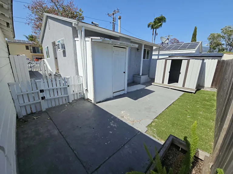 807 W Islay St — Photo 3