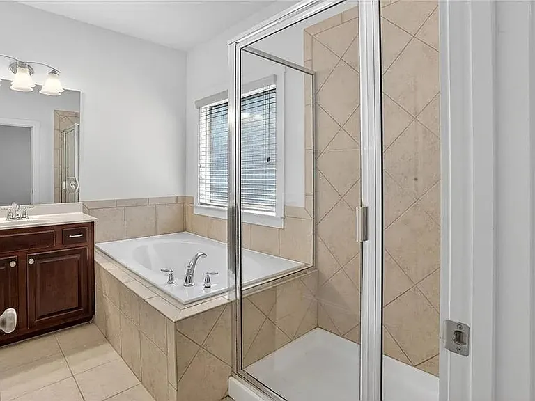 2110 Westhill Dr SE — Photo 17