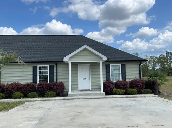 1257 Sandhill Rd #1B, Turbeville, SC 29162