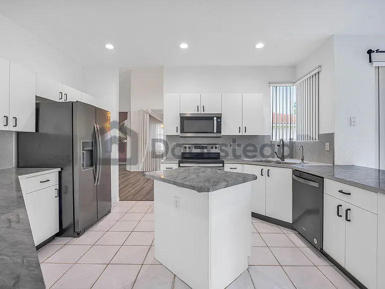 1120 NW 179th Ave — Photo 17