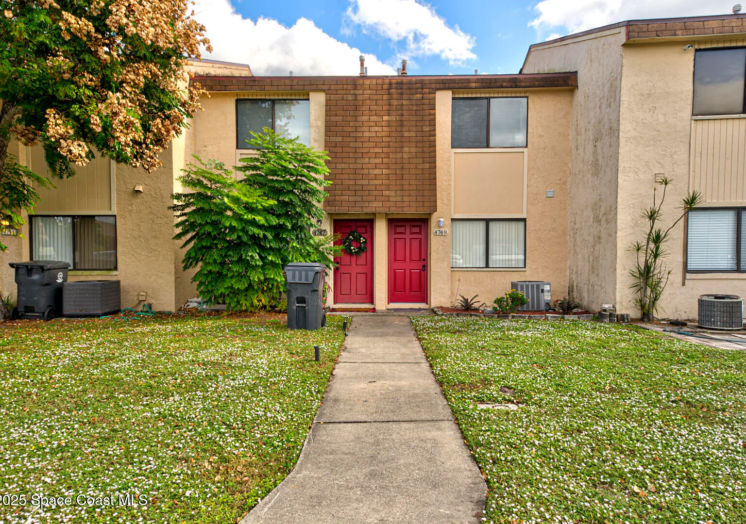 2 bed, 1.5 bath, 1140 sqft, $1,500 — Photo 1