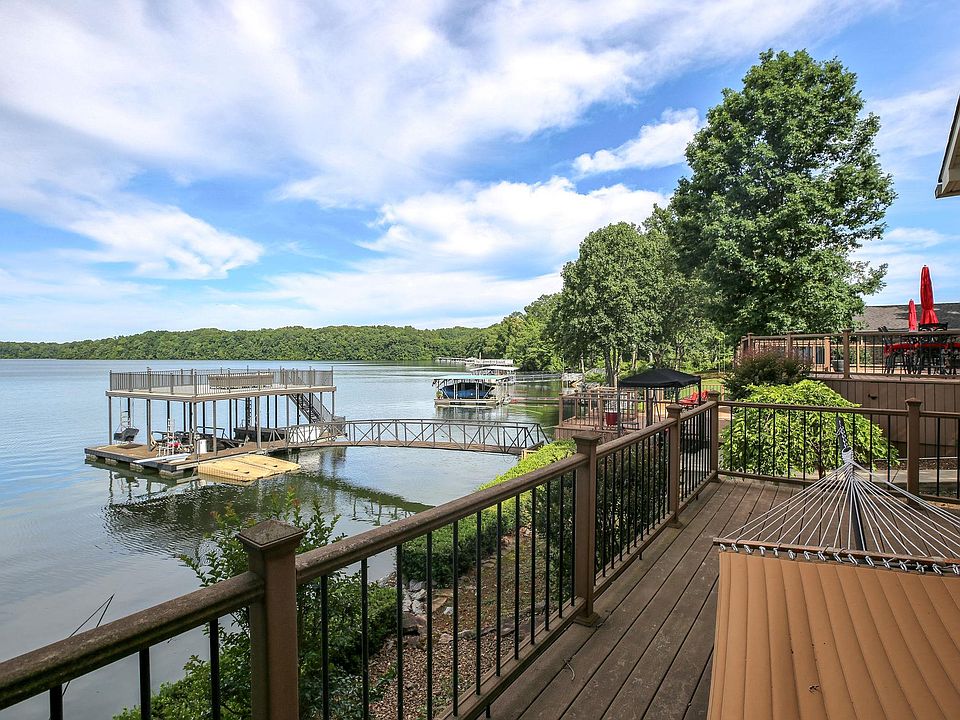 1st image of 360 Shasteen Bend Dr