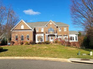 3520 Frostleaf Ct, Fairfax, VA 22033